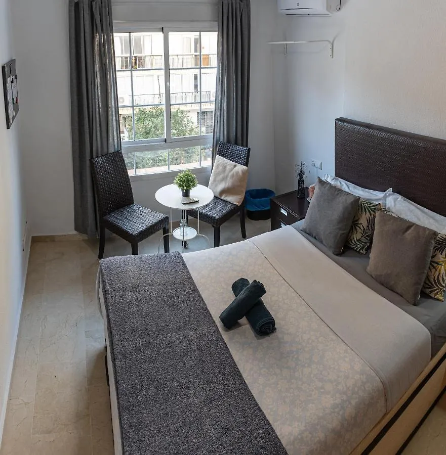 Galvez Rooms 0*, Málaga España